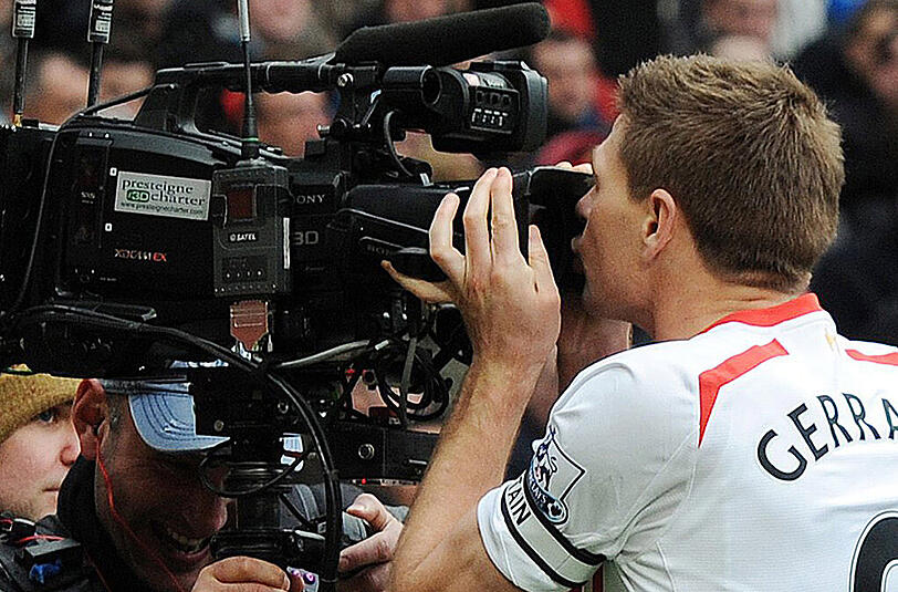 Die Premier League hat erneut ihre TV-Rechte für teures Geld verkauft.