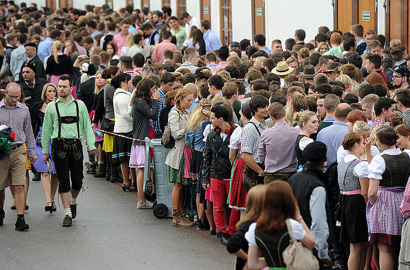 Ansturm auf die Wiesn: Jedes Jahr besuchen mehr als sechs Millionen Gäste das Münchner Oktoberfest. Die Zählung ist einigermaßen kompliziert.