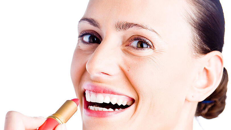 Lippenstift ist vielseitig einsetzbar. Probieren Sie es aus! Lippenstift ist vielseitig einsetzbar. Probieren Sie es aus!