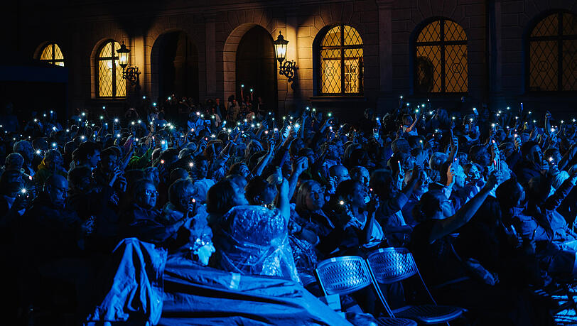 Ein echtes Lichtermeer zum Konzert der "Münchener Freiheit" im Brunnenhof der Residenz Ein echtes Lichtermeer zum Konzert der "Münchener Freiheit" im Brunnenhof der Residenz