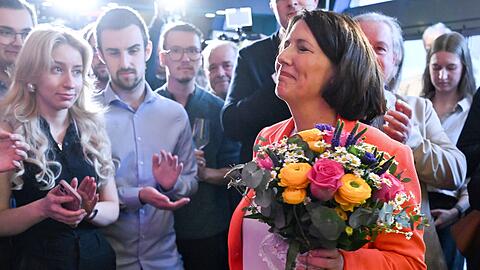 Bitterer Wahlabend f&uuml;r die bisherige Wirtschaftsministerin in Rheinland-Pfalz, Daniela Schmitt (FDP) - ihre Partei kommt nicht einmal mehr in den Landtag.