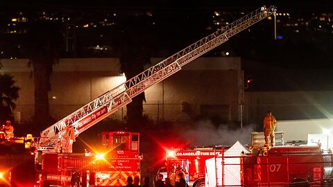 Mehr als 50 Feuerwehrkr&auml;fte l&ouml;schten den Brand.