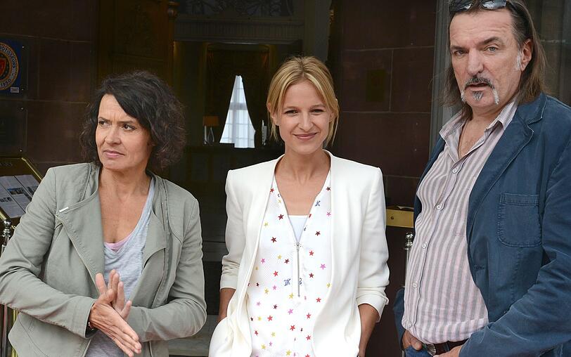 Ziehen nicht immer an einem Strang: die Ludwigshafener Ermittler Lena Odenthal (Ulrike Folkerts, links), Johanna Stern (Lisa Bitter) und Mario Kopper (Andreas Hoppe). Ziehen nicht immer an einem Strang: die Ludwigshafener Ermittler Lena Odenthal (Ulrike Folkerts, links), Johanna Stern (Lisa Bitter) und Mario Kopper (Andreas Hoppe).