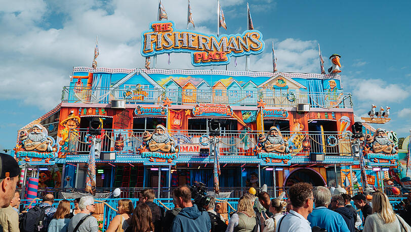 Der Andrang auf dem traditionellen Rundgang war gro&szlig;. Viele Neuheiten gab es zu entdecken, etwa das "Fisherman's".