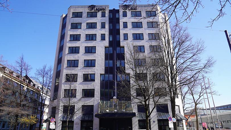 Im Regent Hotel stehen mehr als 180 Zimmer zur Verfügung.