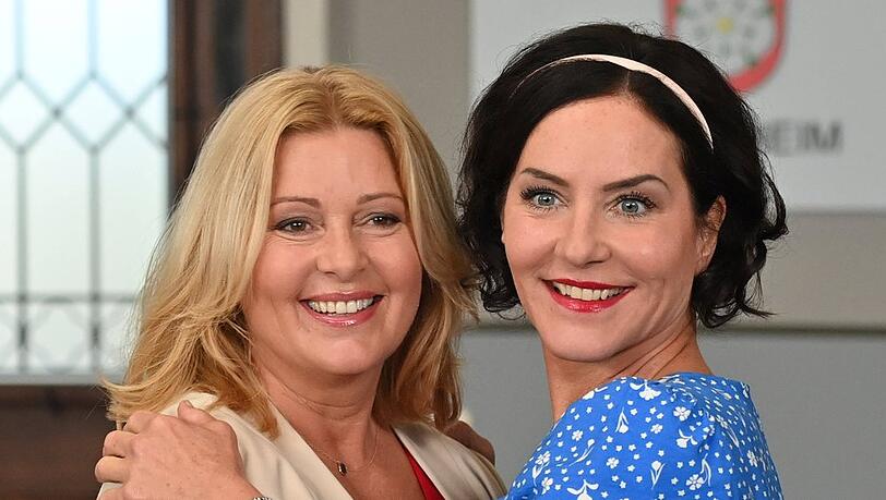 Kolleginnen seit 2002: Karin Thaler (l.) und Marisa Burger zählen beide zu den Urgesteinen bei "Die Rosenheim-Cops". Kolleginnen seit 2002: Karin Thaler (l.) und Marisa Burger zählen beide zu den Urgesteinen bei "Die Rosenheim-Cops".