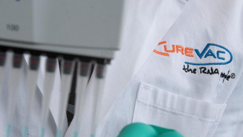Das Biotech-Unternehmen Curevac geht an die Börse - das soll bis zu 245 Millionen US-Dollar einbringen. Das Biotech-Unternehmen Curevac geht an die Börse - das soll bis zu 245 Millionen US-Dollar einbringen.