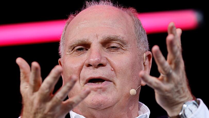 Uli Hoeneß legte bereits denkwürdige Auftritte beim "Doppelpass" hin. Uli Hoeneß legte bereits denkwürdige Auftritte beim "Doppelpass" hin.