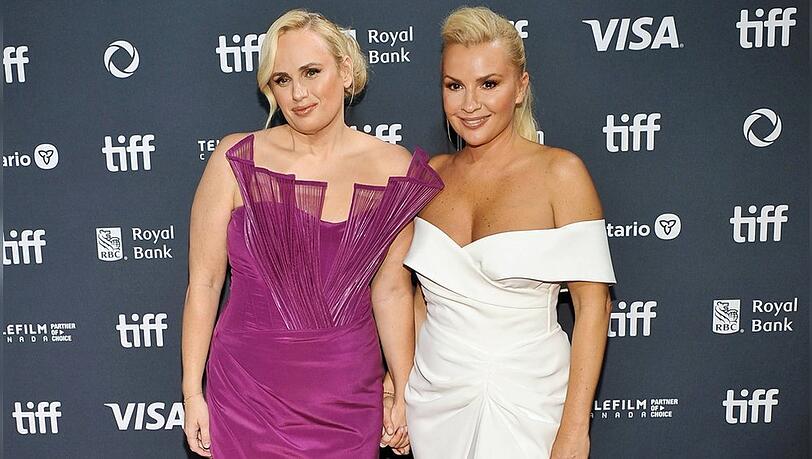 Rebel Wilson (l.) und Ramona Agruma im September in Toronto. Rebel Wilson (l.) und Ramona Agruma im September in Toronto.