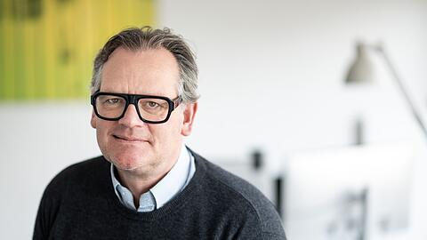 Doch noch zum Bund? Firmenchef Hüser meldet sich angesichts der politischen Lage nachträglich für die Bundeswehr