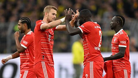 Derzeit in Bestform: Matthijs de Ligt (l.) und Dayot Upamecano, die beiden Innenverteidiger des FC Bayern.