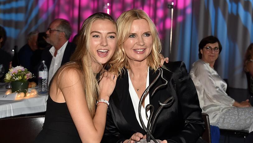 Lilly Krug will in die Fußstapfen ihrer berühmten Mutter Veronica Ferres treten.