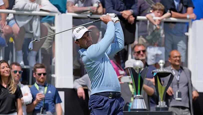 Golfer Charl Schwartzel kassierte in London mit dem Turniersieg ab.