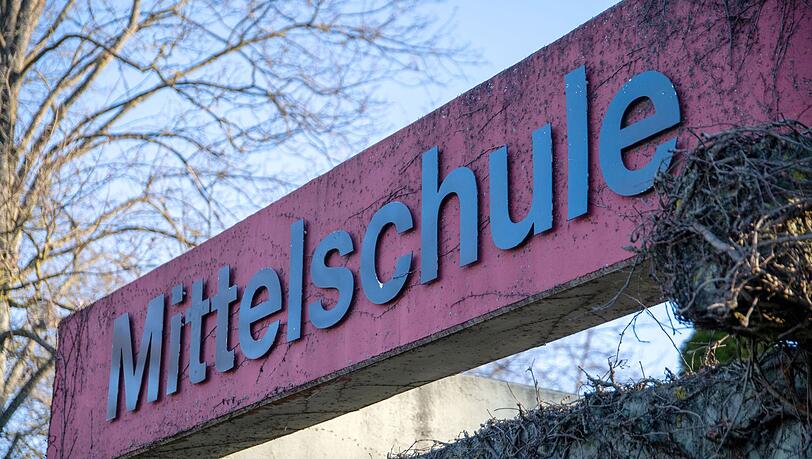 Das Kabinett will die Mittelschulen in Bayern st&auml;rken. (Archivbild)