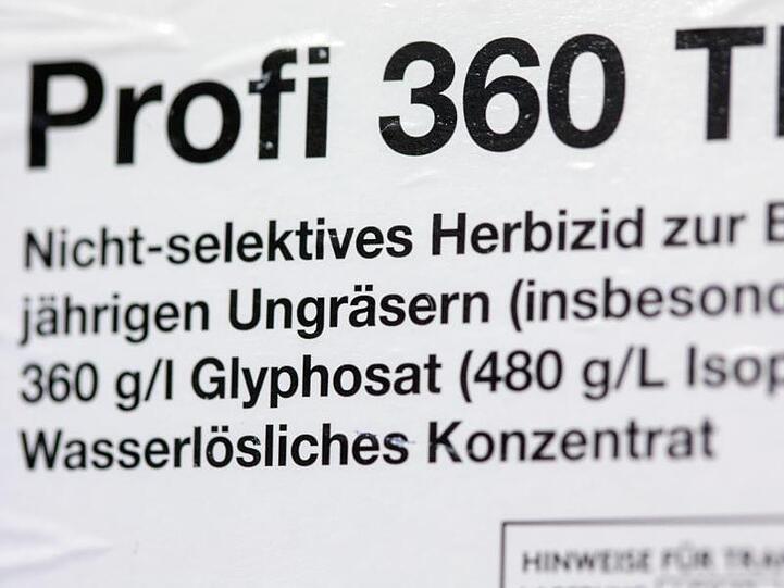 Die Kläger werfen dem von Bayer übernommenen US-Unternehmen Monsanto vor, mit Glyphosat ein krebserregendes Mittel verkauft und nicht ausreichend über die Schädlichkeit informiert zu haben.