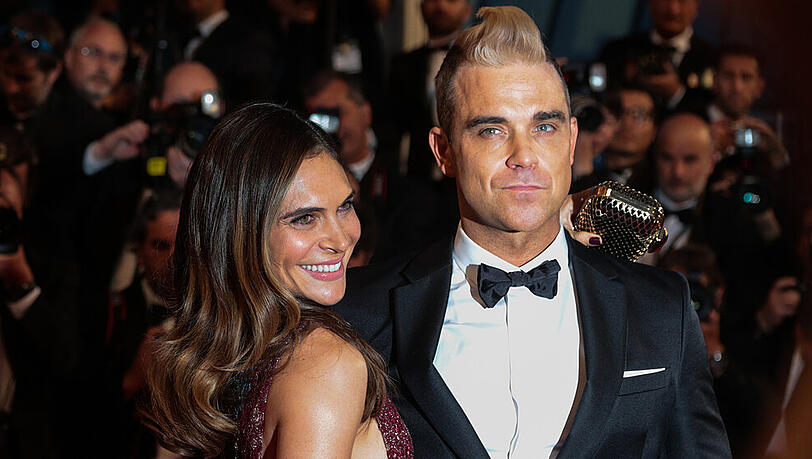 Ayda Field und Robbie Williams haben Spaß in der Quarantäne Ayda Field und Robbie Williams haben Spaß in der Quarantäne