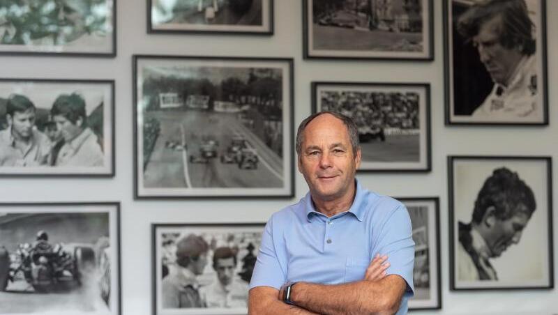 DTM-Boss Gerhard Berger im Büro seiner Spedition. Foto: Peter Kneffel DTM-Boss Gerhard Berger im Büro seiner Spedition. Foto: Peter Kneffel