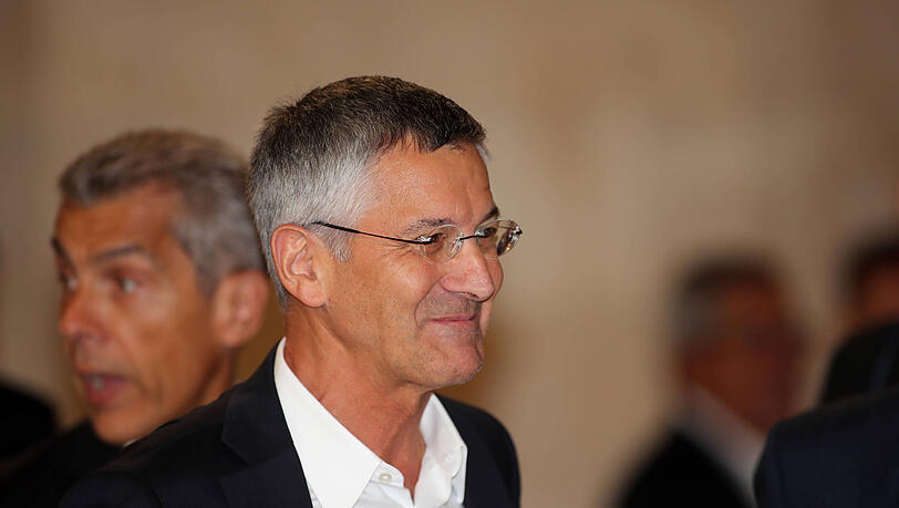 Präsident des FC Bayern: Herbert Hainer. Präsident des FC Bayern: Herbert Hainer.