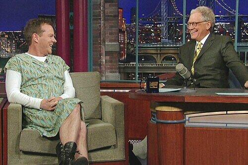 Kiefer Sutherland - im Kleid - bei David Letterman