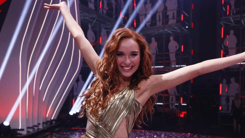 Finalistin Jacky jubelt über ihren Sieg. Finalistin Jacky jubelt über ihren Sieg.