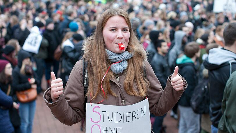 Das Volksbegehren war erfolgreich. Nun muss das Volksbegehren in den Landtagsausschüssen diskutiert werden. Das Volksbegehren war erfolgreich. Nun muss das Volksbegehren in den Landtagsausschüssen diskutiert werden.