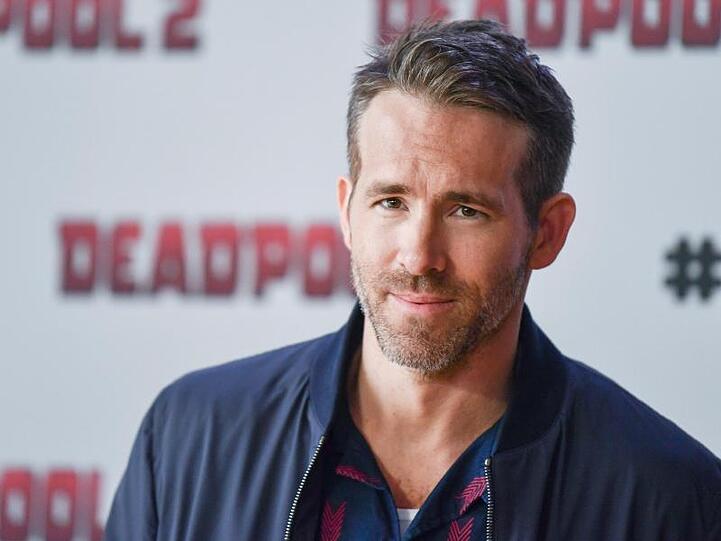 Der Schauspieler Ryan Reynolds half bei der Suche nach einem Teddy mit ideellen Wert.