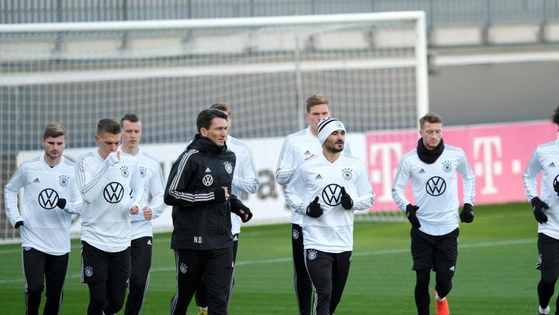 Ist für die Fitness der DFB-Spieler zuständig: Athletikcoach Nicklas Dietrich. Ist für die Fitness der DFB-Spieler zuständig: Athletikcoach Nicklas Dietrich.