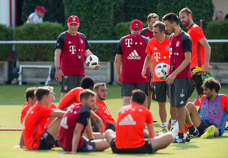 Anschließend folgt noch die Regeneration direkt auf dem Trainingsplatz.