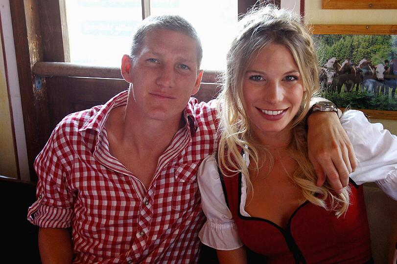Beim Basketball, auf der Wiesn: So schön ist Sarah Brandner