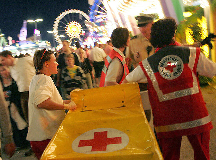 Die Wiesn kommt nie zur Ruhe. Vor und hinter den Kulissen des größten Volksfestes der Welt gibt es immer etwas zu tun.