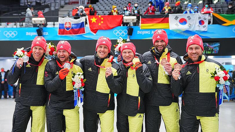 Im Zweierbob gab es einen historischen Dreifach-Erfolg für das Team D.