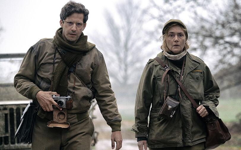 Eine Frau an der Front? Zu Zeiten des Zweiten Weltkriegs eigentlich undebkbar. Aber Lee Miller (Kate Winslet, mit Andy Samberg) will sich nicht vorschreiben lassen, was sie tun oder nicht tun kann. Eine Frau an der Front? Zu Zeiten des Zweiten Weltkriegs eigentlich undebkbar. Aber Lee Miller (Kate Winslet, mit Andy Samberg) will sich nicht vorschreiben lassen, was sie tun oder nicht tun kann.
