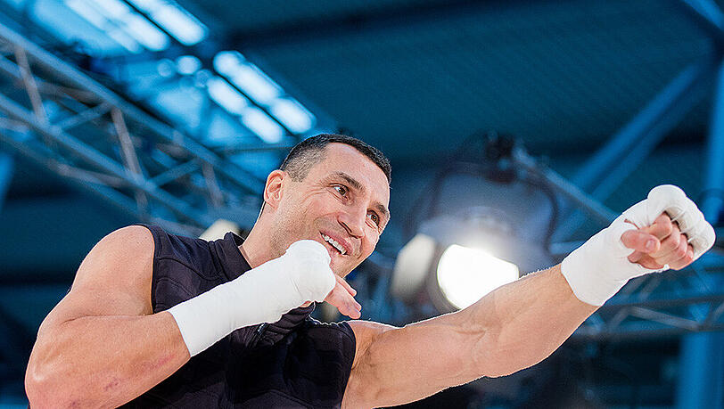 Am Samstag wird Wladimir Klitschko für RTL den WM-Kampf von Cruisergewichtler Marco Huck gegen den Briten Ola Afolabi in Halle/Westfalen kommentieren. Am Samstag wird Wladimir Klitschko für RTL den WM-Kampf von Cruisergewichtler Marco Huck gegen den Briten Ola Afolabi in Halle/Westfalen kommentieren.