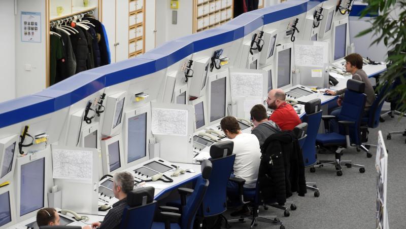 Die betroffene Software stellt nach DFS-Angaben den Lotsen alle für den Flugverlauf wichtigen Daten zur Verfügung.