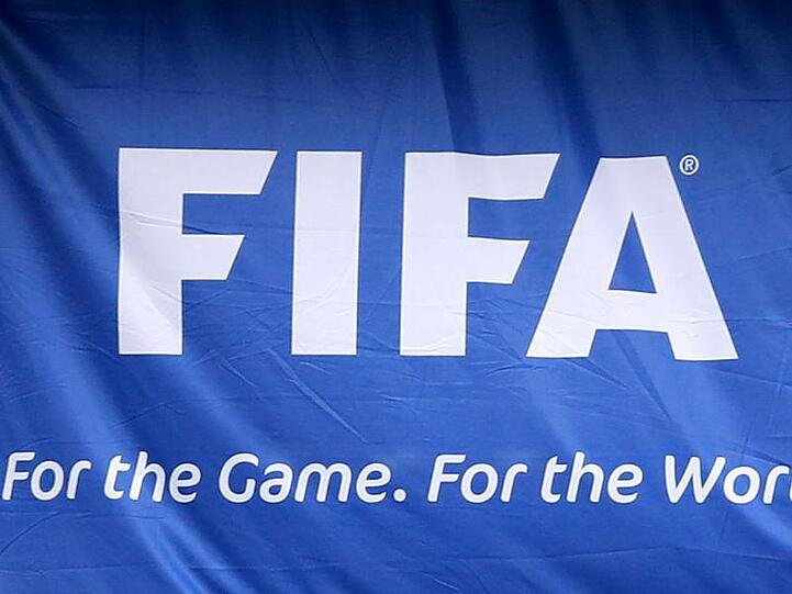 Wegen Corona: Die FIFA kündigte weitere Flexibilität für den Transfermarkt an.