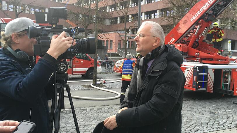 Oberbürgermeister Alexander Putz vor der Kamera.