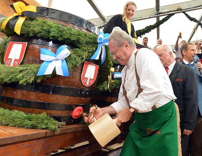 Der zweite Schlag und die Wiesn ist eröffnet.