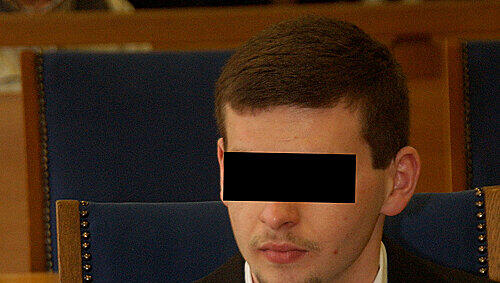 Wollte sein Opfer demütigen: der Schüler Andreas R. (21) vor dem Nürnberger Landgericht. Wollte sein Opfer demütigen: der Schüler Andreas R. (21) vor dem Nürnberger Landgericht.