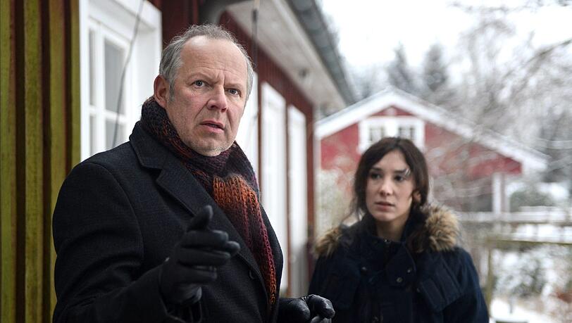 Sarah Brandt (Sibel Kekilli) ist sich nicht sicher, ob Borowski (Axel Milberg) ihr noch vertraut. Sarah Brandt (Sibel Kekilli) ist sich nicht sicher, ob Borowski (Axel Milberg) ihr noch vertraut.