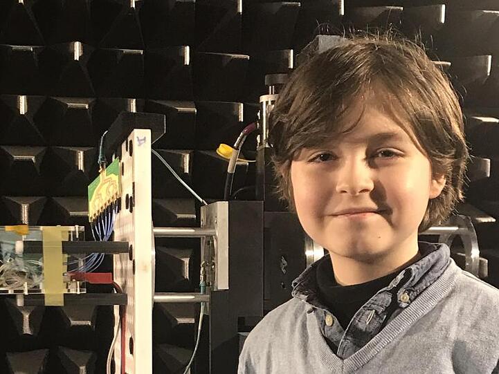 Der neunjährige Laurent Simons aus Amsterdam in der Technischen Universität Eindhoven.