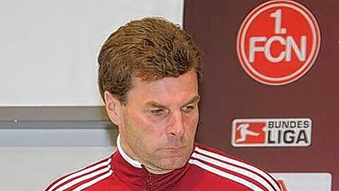 &bdquo;Wir müssen jetzt alles hinterfragen &ndash; auch das Trainer-Team&ldquo;: Sogar Club-Coach Dieter Hecking weiß nicht mehr weiter.