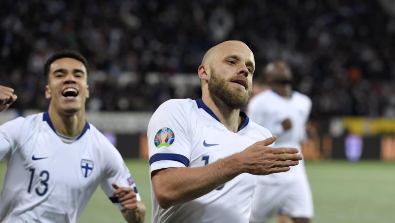 Der früherer Schalker Teemu Pukki (r) war in Finnland der gefeierte Mann. Der früherer Schalker Teemu Pukki (r) war in Finnland der gefeierte Mann.