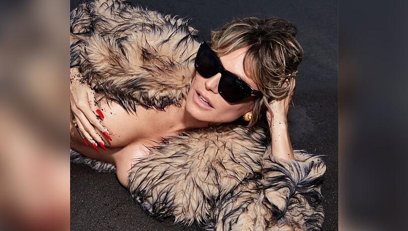 So sexy inszeniert sich Heidi Klum für ihren neuen Song.