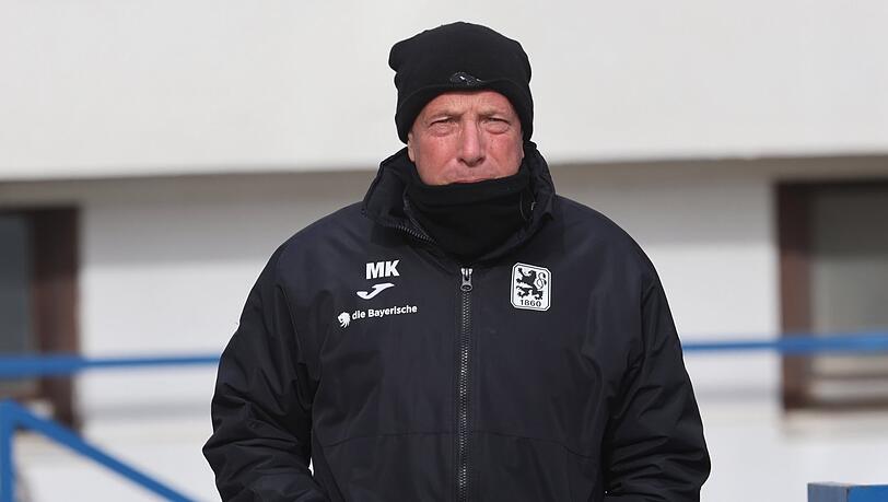 1860-Trainer Markus Kauczinski.