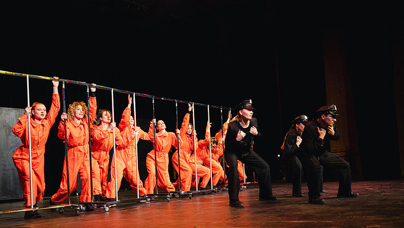 THE STORYTELLER: Auf der Suche nach der eigenen Geschichte. THE STORYTELLER: Auf der Suche nach der eigenen Geschichte.