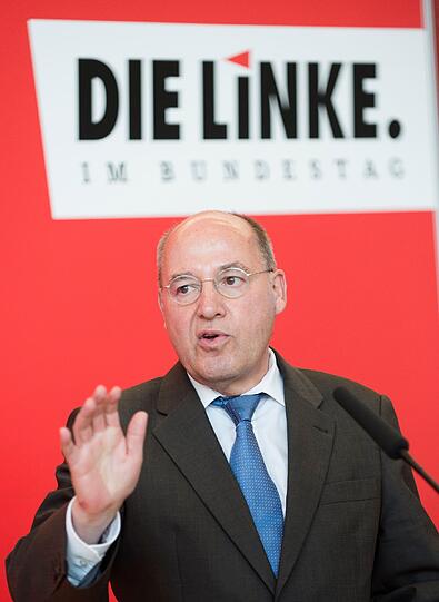 Der erste Abgeordnete der Links-Partei auf der Liste: Gregor Gysi, 67 000 bis 114 500 €, Gesamtplatz 41.