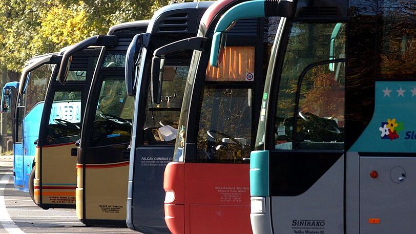 Reisebusse - eine notwendige Begleiterscheinung des Tourismus in München?