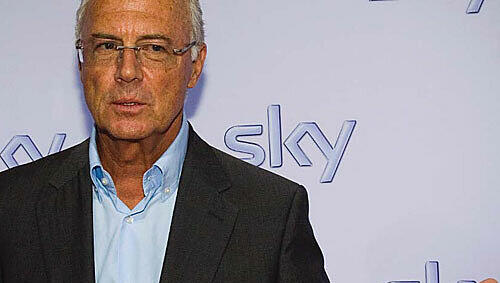 Sky-Experte Franz Beckenbauer findet Jupp Heynckes sehr geeignet als Bayern-Trainer. Sky-Experte Franz Beckenbauer findet Jupp Heynckes sehr geeignet als Bayern-Trainer.