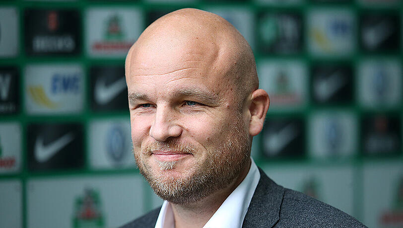Rouven Schröder. Rouven Schröder.
