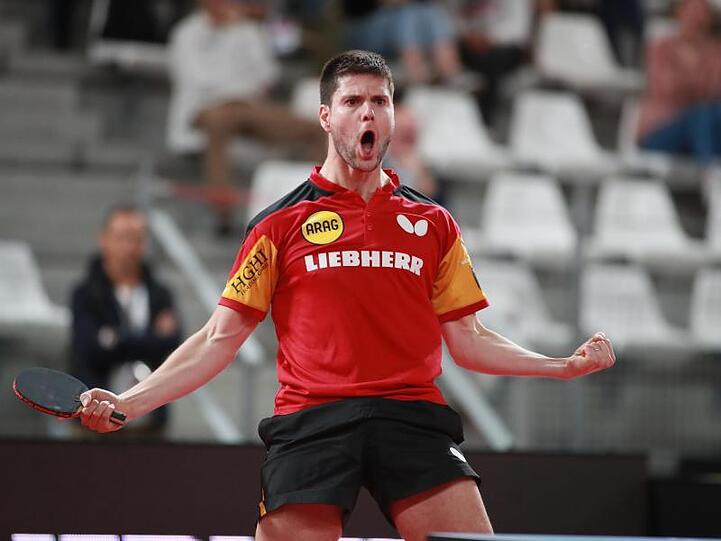 Dimitrij Ovtcharov feiert den Halbfinaleinzug in Nantes.
